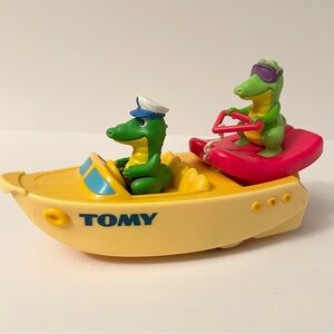 TOMY Ski Boat Crocs Crocodile Pull-String Bath Pool Toy